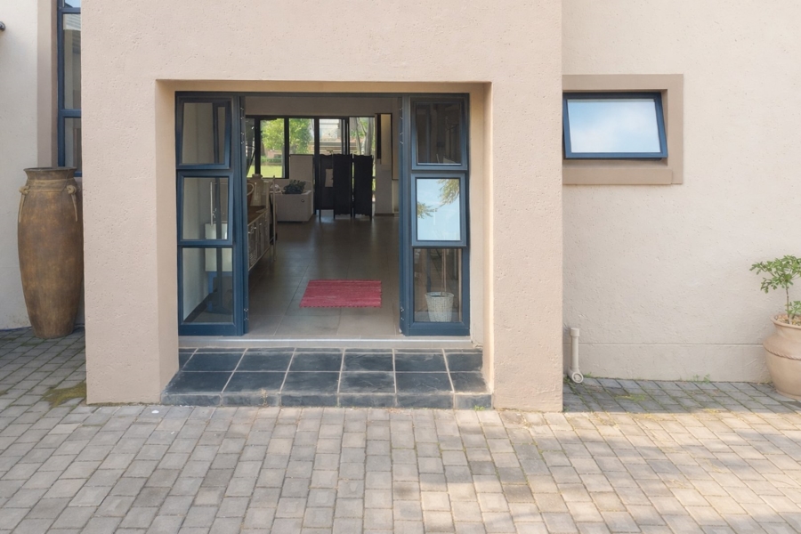 5 Bedroom Property for Sale in Xanadu Eco Park North West